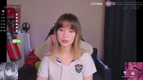 Snapshot of creammeow chatting on January 10, 1:21 am Alina online show from January 10, 1:21 am