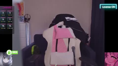 Snapshot of creammeow chatting on September 29, 2:27 am Alina online show from September 29, 2:27 am