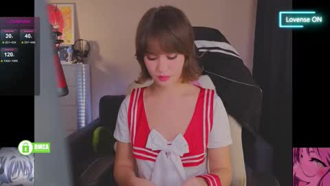 Snapshot of creammeow chatting on October 21, 2:01 am Alina online show from October 21, 2:01 am