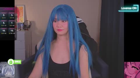 Snapshot of creammeow chatting on November 10, 3:05 am Alina online show from November 10, 3:05 am