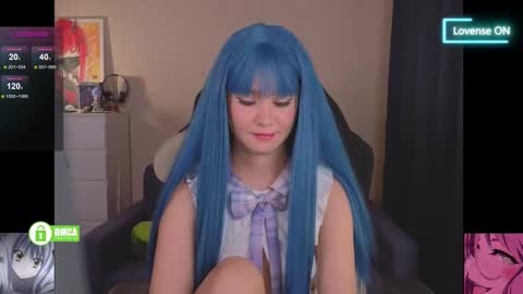 Snapshot of creammeow chatting on November 20, 4:34 am Alina online show from November 20, 4:34 am