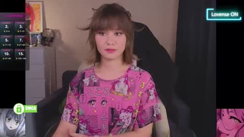 Snapshot of creammeow chatting on November 25, 2:22 am Alina online show from November 25, 2:22 am