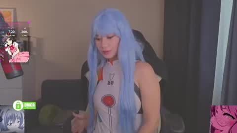 Snapshot of creammeow chatting on July 1, 2:13 am Alina online show from July 1, 2:13 am