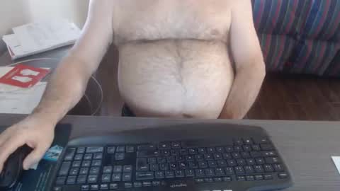 Creamormilk online show from November 8, 3:34 pm