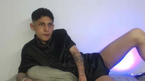 Snapshot of creampie_couple1 chatting on January 17, 11:26 am CAMILA Y SEBASTIAN online show from January 17, 11:26 am