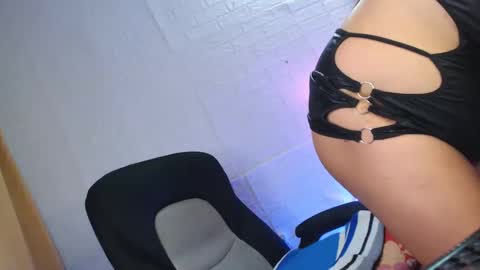 A S H L Y online show from March 1, 11:28 am