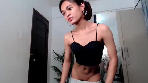 Delilah online show from March 23, 6:39 am