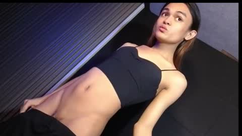 Delilah online show from June 11, 5:44 pm
