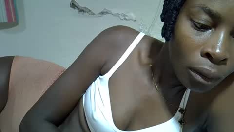 creamy_pussie online show from April 9, 6:41 am