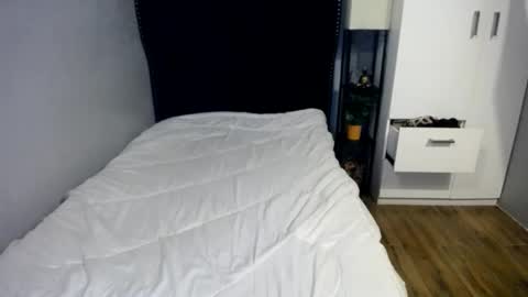 Snapshot of creamy_spot69 chatting on November 4, 1:27 am Joana online show from November 4, 1:27 am