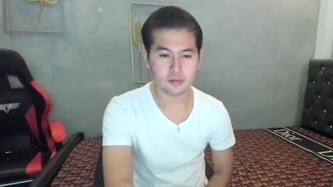Snapshot of creamynow chatting on December 6, 1:44 pm BareCreamyCum online show from December 6, 1:44 pm