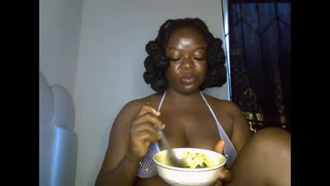 Snapshot of creamypussyxx chatting on May 23, 8:07 am creamypussyxx online show from May 23, 8:07 am