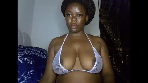 Snapshot of creamypussyxx chatting on May 30, 5:21 pm creamypussyxx online show from May 30, 5:21 pm
