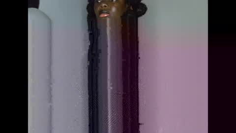Snapshot of creamypussyxx chatting on May 31, 6:09 pm creamypussyxx online show from May 31, 6:09 pm