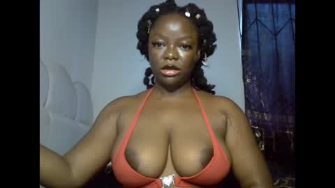 Snapshot of creamypussyxx chatting on July 22, 9:12 am creamypussyxx online show from July 22, 9:12 am