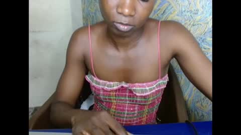 Snapshot of creamyxsugar chatting on September 22, 6:59 am creamyxsugar online show from September 22, 6:59 am