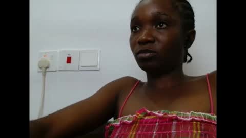 Snapshot of creamyxsugar chatting on October 3, 9:23 pm creamyxsugar online show from October 3, 9:23 pm