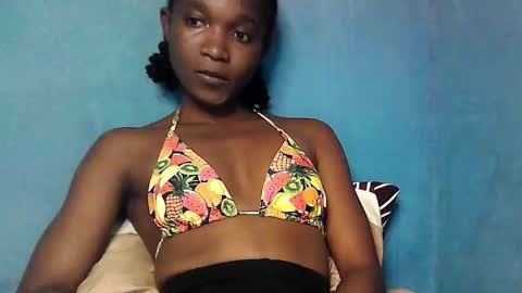 Snapshot of creamyxsugar chatting on November 3, 5:03 pm creamyxsugar online show from November 3, 5:03 pm