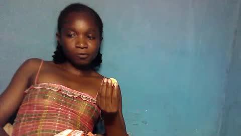 Snapshot of creamyxsugar chatting on November 4, 6:51 pm creamyxsugar online show from November 4, 6:51 pm