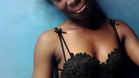 Snapshot of creamyxsugar chatting on November 25, 8:20 pm creamyxsugar online show from November 25, 8:20 pm