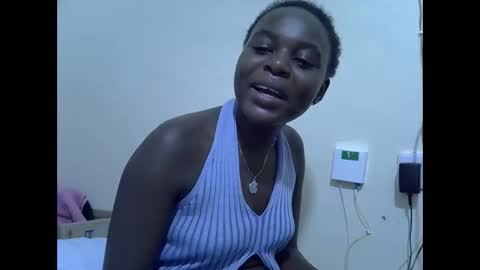 creamyypussyy online show from December 13, 8:14 pm