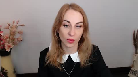 Snapshot of create_your_own_sun chatting on October 8, 11:52 am Lera online show from October 8, 11:52 am