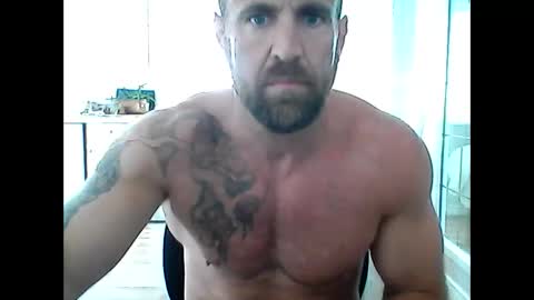 creatureofbeauty online show from May 1, 12:15 am
