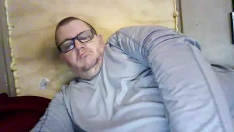 The hopeless romantic online show from December 5, 8:49 pm