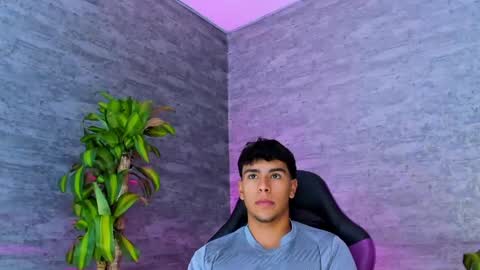 Snapshot of crh58_ chatting on September 11, 11:27 pm crh58_ online show from September 11, 11:27 pm