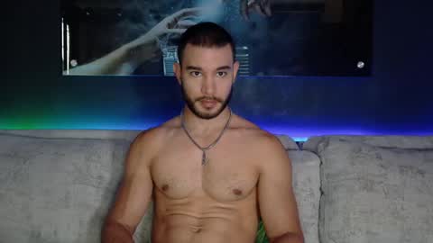 Snapshot of crhistian1_ chatting on September 14, 4:39 pm CRHISTIAN online show from September 14, 4:39 pm