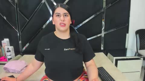 Criistaal   online show from March 17, 4:17 am