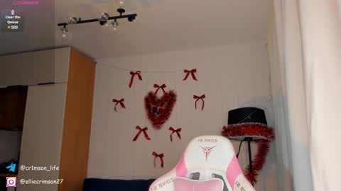 Snapshot of crimson_baby chatting on January 15, 7:15 am crimson baby online show from January 15, 7:15 am