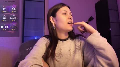 Raven online show from November 19, 11:10 am