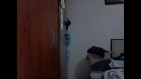 cris2428 online show from January 17, 1:04 am