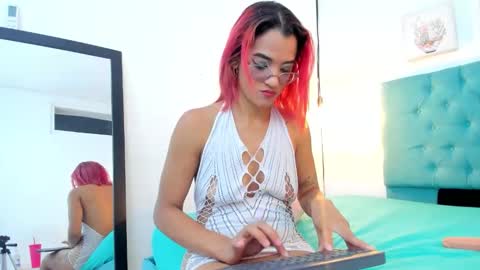 cris_dulce online show from October 13, 6:41 pm