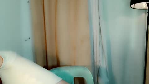 Snapshot of cris_slut08 chatting on September 23, 5:54 am my beautiful cris online show from September 23, 5:54 am