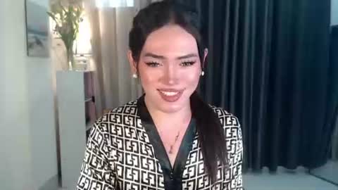 Snapshot of cris_slut08 chatting on October 25, 5:48 am my beautiful cris online show from October 25, 5:48 am