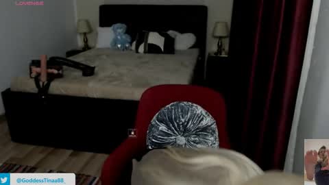 cris_tinne online show from January 13, 4:23 pm