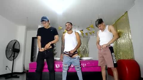 crismens online show from February 21, 3:23 am