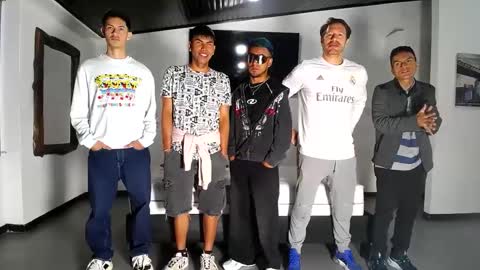 crismens online show from October 2, 11:39 am