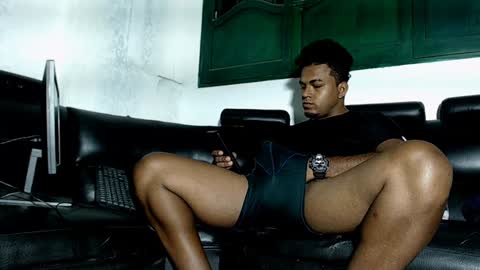 Snapshot of criss1964 chatting on January 2, 1:38 am yereimis y jaider online show from January 2, 1:38 am