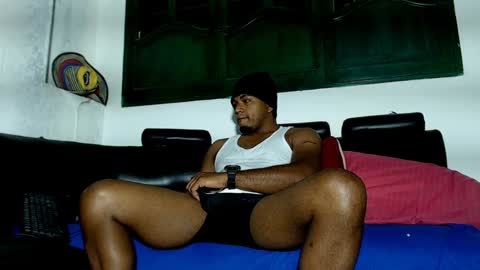 Snapshot of criss1964 chatting on January 21, 2:33 am yereimis y jaider online show from January 21, 2:33 am