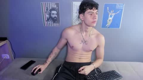 Cris online show from March 5, 2:07 am