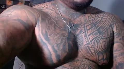 criss_zanders007 online show from June 11, 6:50 pm