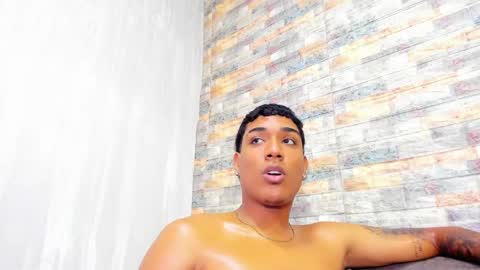 crissavage online show from May 22, 1:06 pm