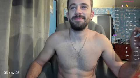 Snapshot of crissstud chatting on November 6, 5:08 am Criss online show from November 6, 5:08 am