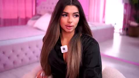 Crissy online show from March 15, 10:10 am