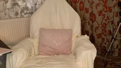 crissy_love online show from May 6, 5:07 pm