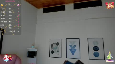 Snapshot of cristal__hot_1 chatting on December 17, 4:34 am Cristal online show from December 17, 4:34 am