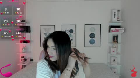 Snapshot of cristal__hot_1 chatting on January 24, 4:37 am Cristal online show from January 24, 4:37 am